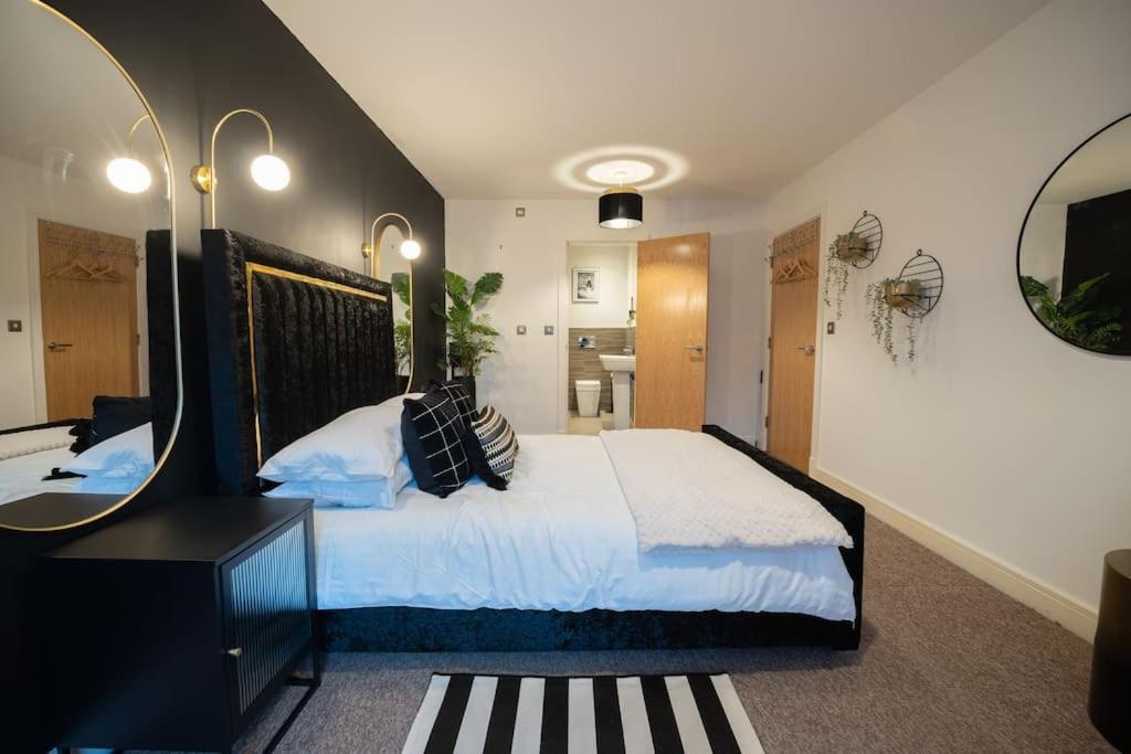 Penthouse Noir - Wyndale Living - Central Bham 2Br 버밍엄 외부 사진