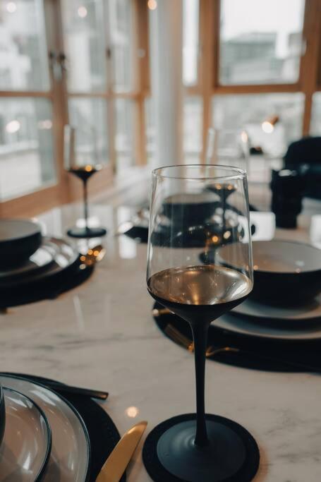 Penthouse Noir - Wyndale Living - Central Bham 2Br 버밍엄 외부 사진